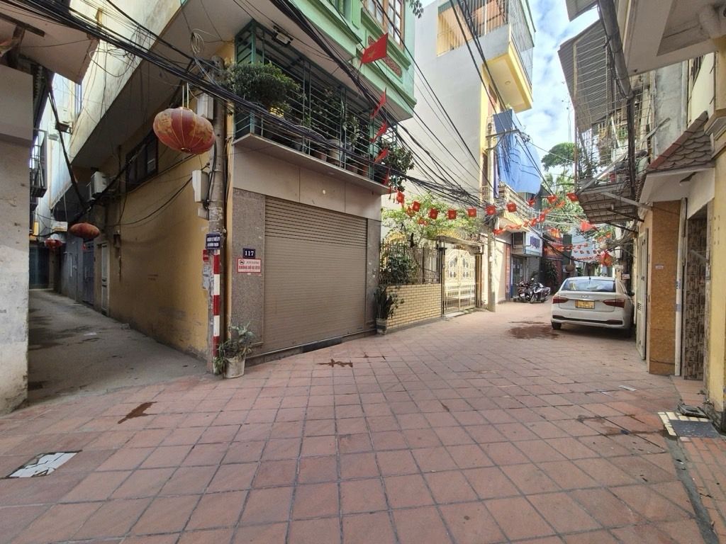 Bán nhà Bùi Xương Trạch - diện tích 34m2 2 tầng - gần ô tô - giá 3,2 tỷ