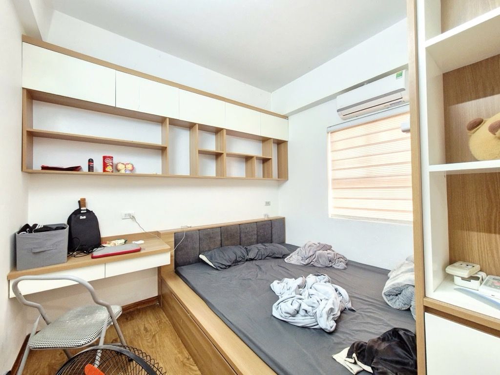 Bán nhà Định Công - diện tích 66.8m2 4 tầng - Khu VIP phân lô C13 Bộ Quốc Phòng - giá 4,8 tỷ