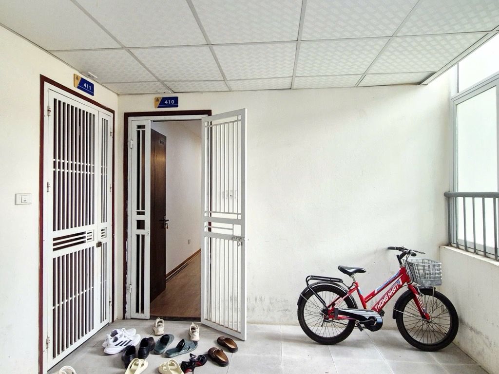 Bán nhà Định Công - diện tích 66.8m2 4 tầng - Khu VIP phân lô C13 Bộ Quốc Phòng - giá 4,8 tỷ