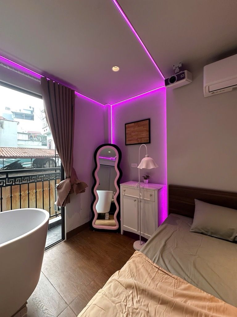 Bán nhà Đê La Thành Nhỏ - diện tích 59m2 8 tầng - HOMESTAY SIÊU VIP QUẬN ĐỐNG ĐA - giá 18,7 tỷ