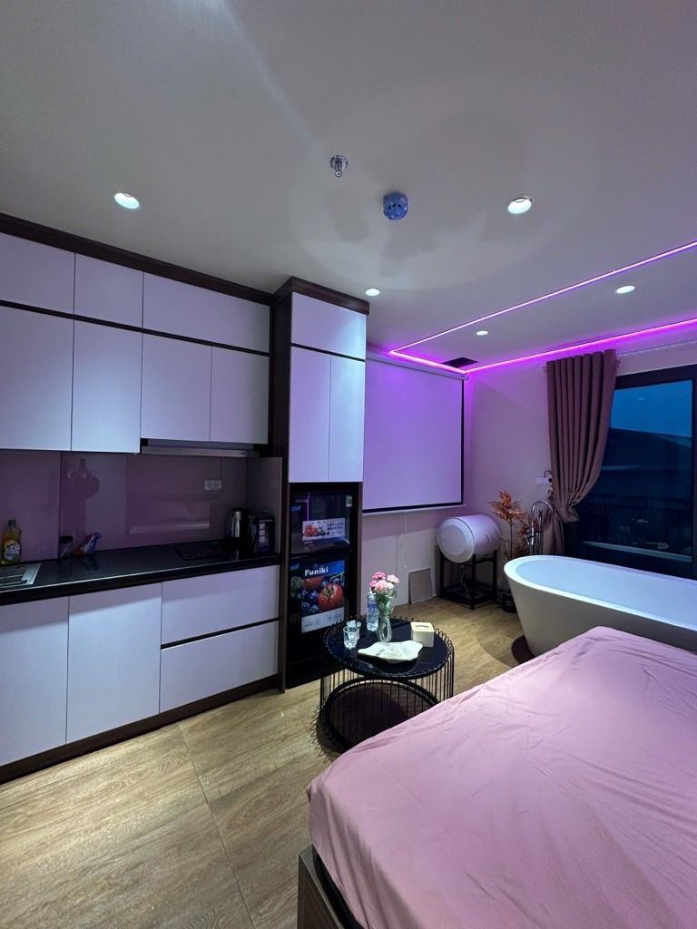 Bán nhà Đê La Thành Nhỏ - diện tích 59m2 8 tầng - HOMESTAY SIÊU VIP QUẬN ĐỐNG ĐA - giá 18,7 tỷ