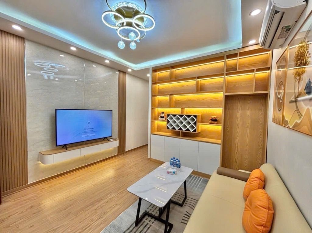 Bán nhà Phương Mai - diện tích 28,6m2 1 tầng - Căn hộ đẹp như chung cư - giá 4,8 tỷ