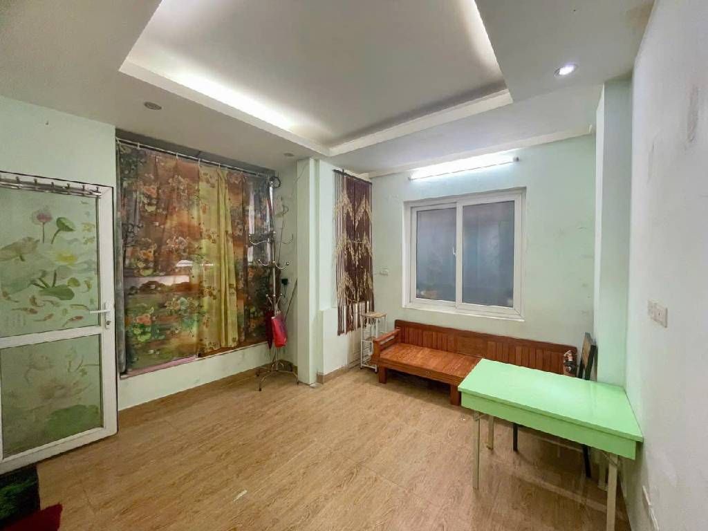 Bán nhà Giảng Võ - diện tích 36m2 3 tầng - Căn hộ chung cư full nội thất - giá 2 tỷ