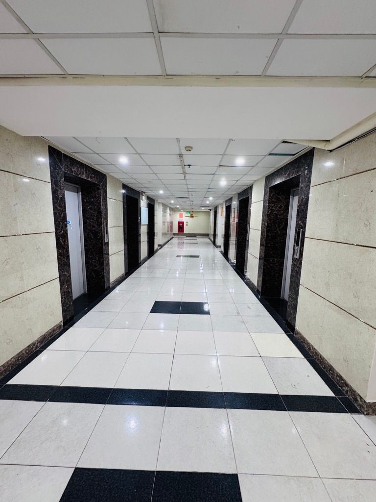 Bán nhà Nguyễn Xiển - diện tích 65m2 17 tầng - Cực hiếm - giá 4,7 tỷ