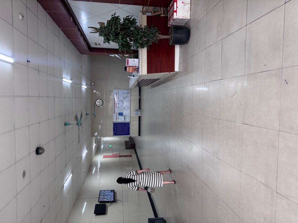 Bán nhà Nguyễn Xiển - diện tích 65m2 17 tầng - Cực hiếm - giá 4,7 tỷ