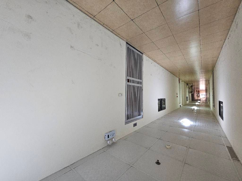 Bán nhà Hoàng Đạo Thành - diện tích 57m2 10 tầng - Căn hộ chung cư tầng cao mới tinh - giá 4,96 tỷ