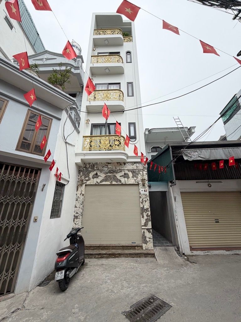 Bán nhà Đông Thiên - diện tích 36m2 5 tầng - Ô tô đỗ cửa - giá 11,9 tỷ