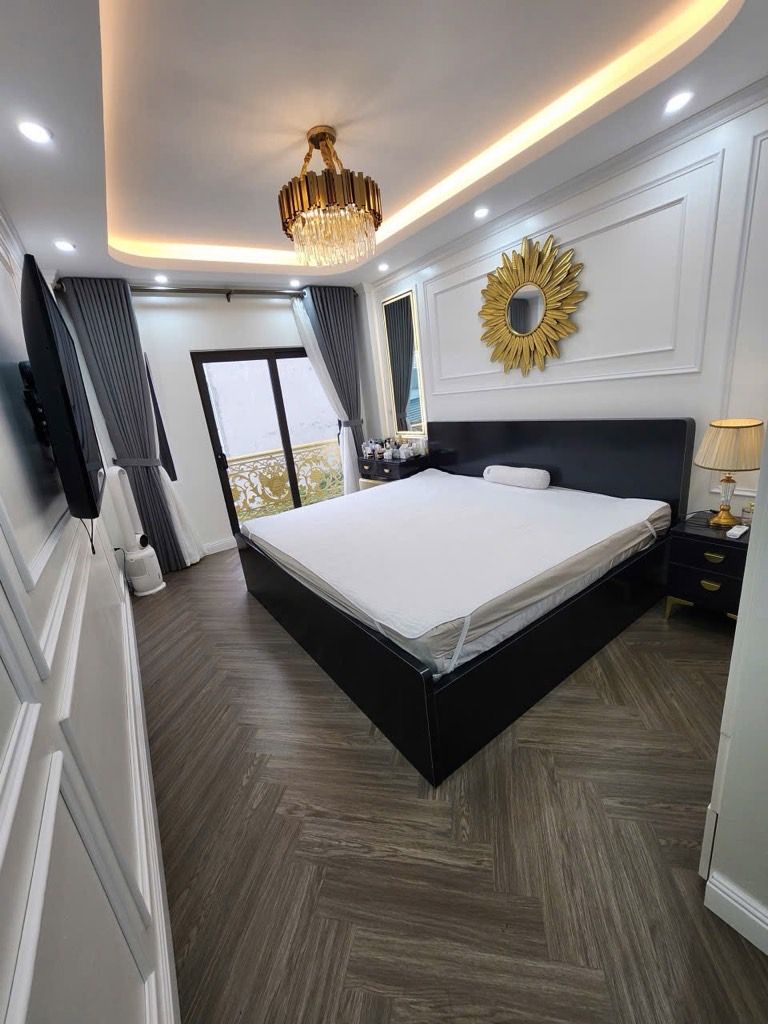 Bán nhà Đông Thiên - diện tích 36m2 5 tầng - Ô tô đỗ cửa - giá 11,9 tỷ