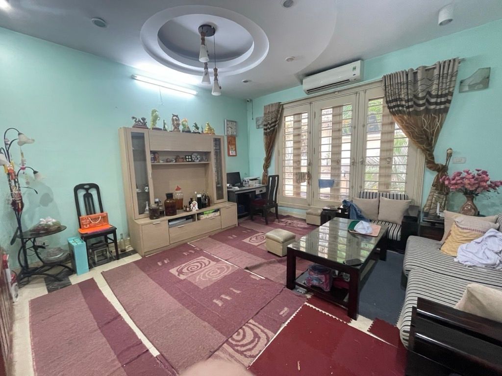 Bán nhà Nguyễn Phúc Lai - diện tích 46m2 6 tầng - ô tô tránh, ô tô vào nhà - giá 23 tỷ