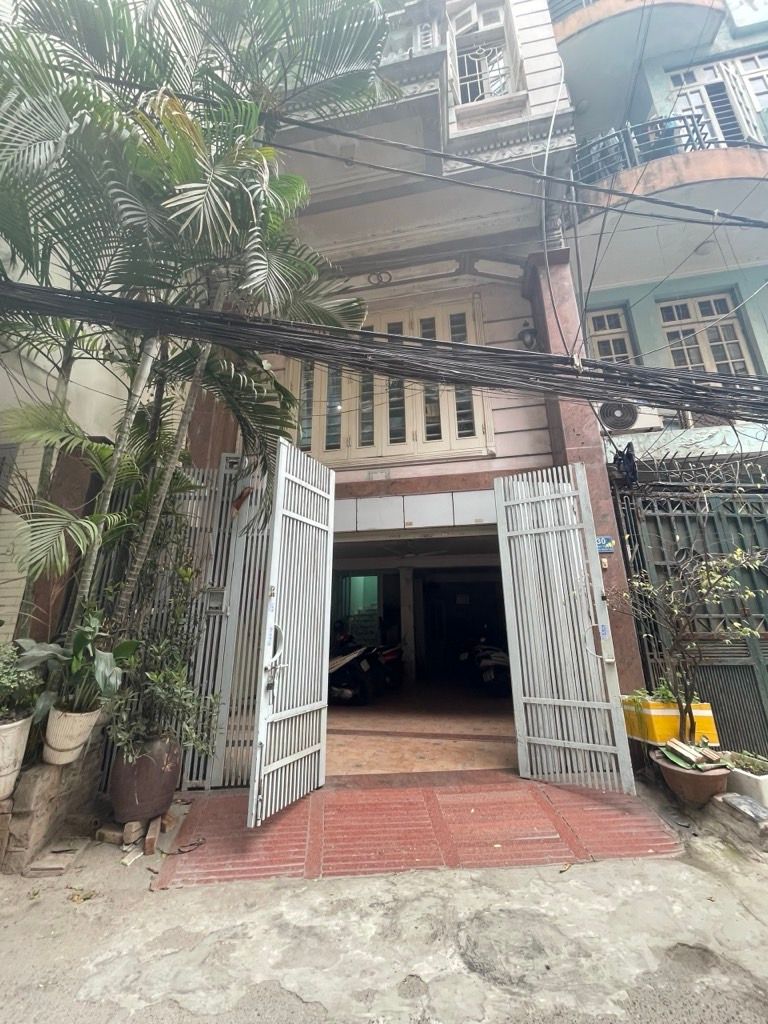 Bán nhà Nguyễn Phúc Lai - diện tích 46m2 6 tầng - ô tô tránh, ô tô vào nhà - giá 23 tỷ