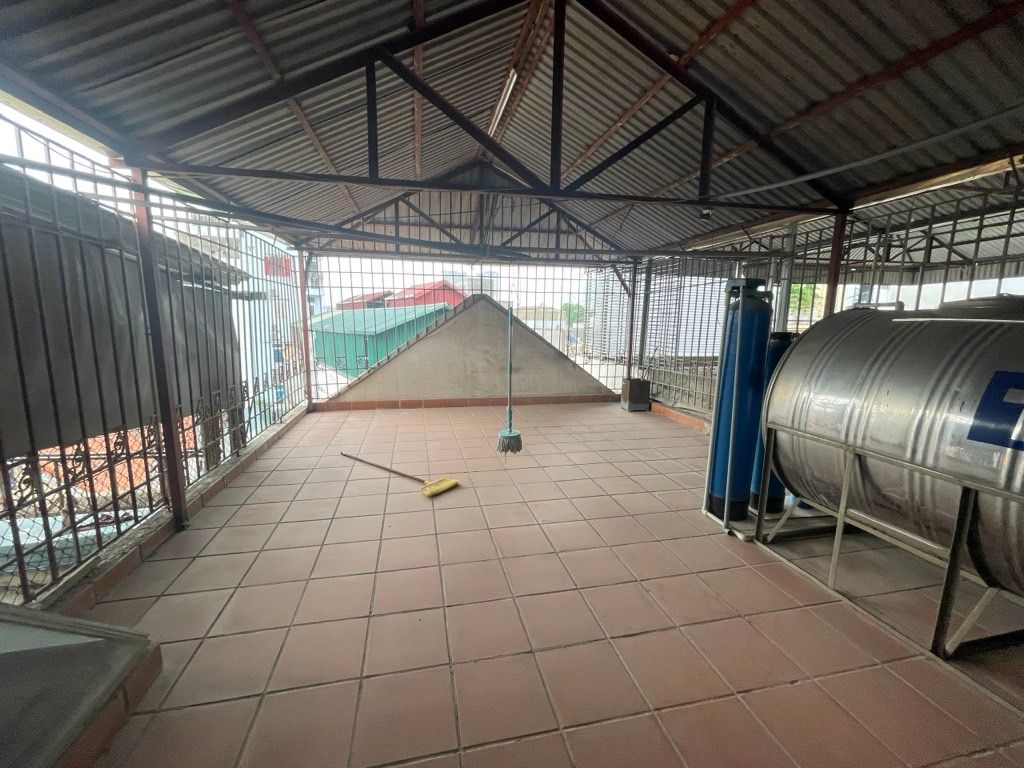 Bán nhà Nguyễn Phúc Lai - diện tích 46m2 6 tầng - ô tô tránh, ô tô vào nhà - giá 23 tỷ