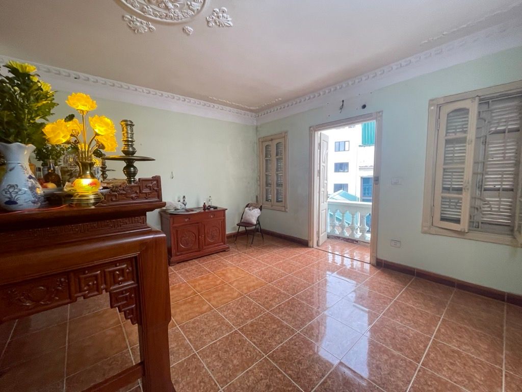 Bán nhà Nguyễn Phúc Lai - diện tích 46m2 6 tầng - ô tô tránh, ô tô vào nhà - giá 23 tỷ