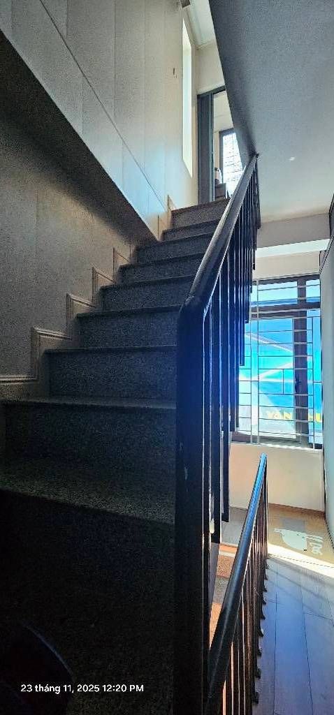 Bán nhà Văn Chương - diện tích 12,9m2 4 tầng - Lô góc 3 mặt thoáng - giá 7,28 tỷ