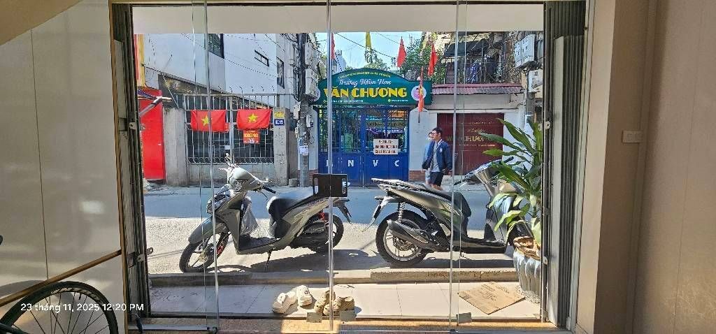 Bán nhà Văn Chương - diện tích 12,9m2 4 tầng - Lô góc 3 mặt thoáng - giá 7,28 tỷ