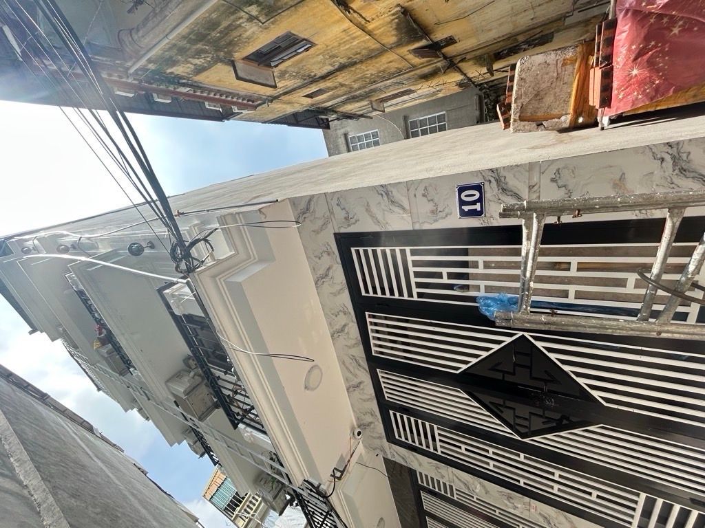 Bán nhà Nam Dư - diện tích 36m2 5 tầng - Ngõ thoáng nông gần phố - giá 7,98 tỷ