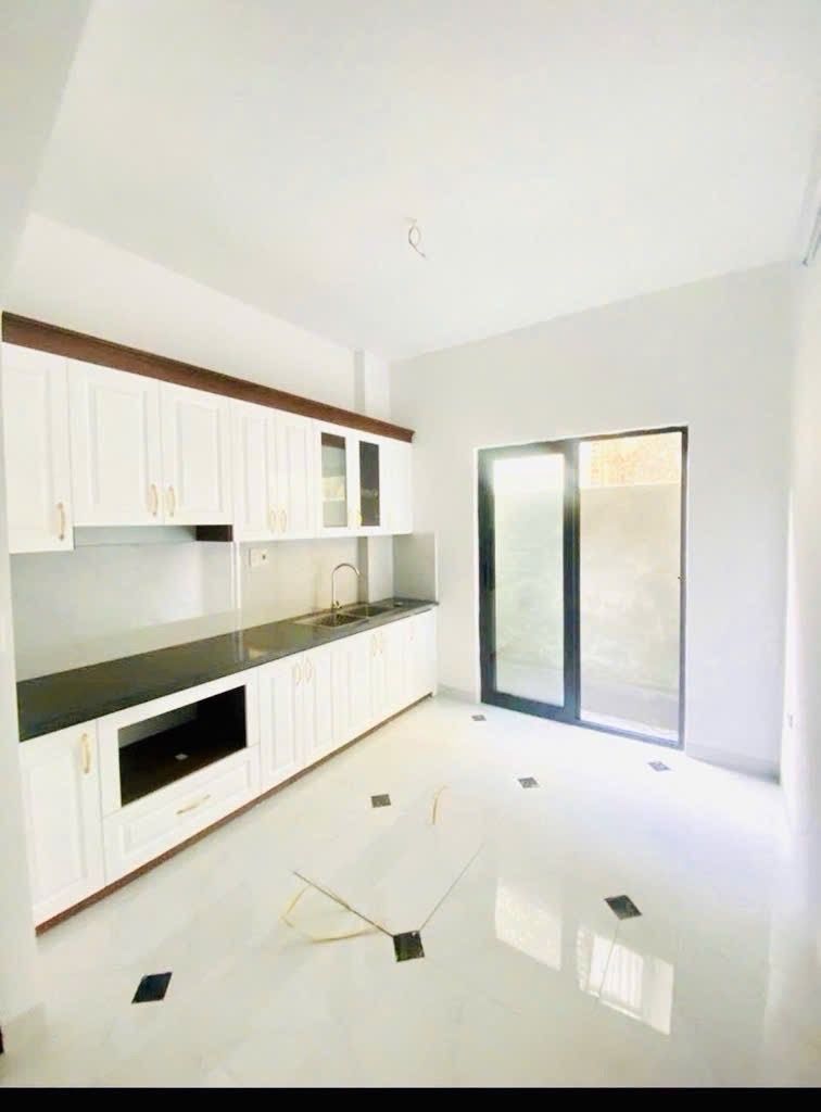 Bán nhà Nam Dư - diện tích 36m2 5 tầng - Ngõ thoáng nông gần phố - giá 7,98 tỷ