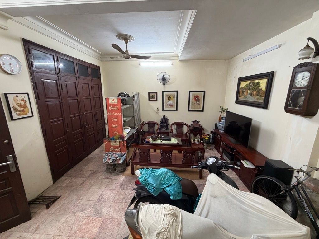 Bán nhà Vĩnh Hồ - diện tích 31m2 4 tầng - Mặt phố - giá 14,9 tỷ