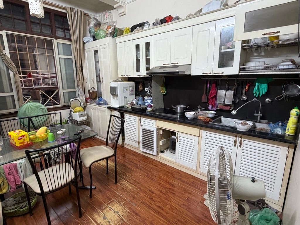 Bán nhà Vĩnh Hồ - diện tích 31m2 4 tầng - Mặt phố - giá 14,9 tỷ