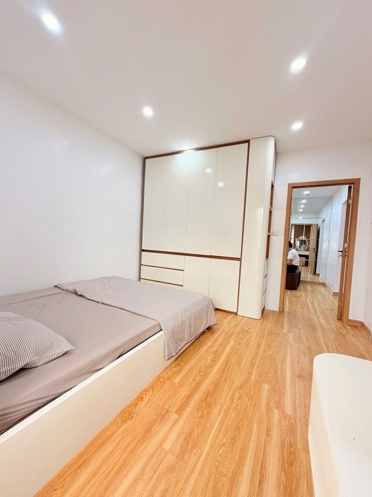 Bán nhà Bạch Mai - diện tích 65m2 1 tầng - Căn góc 2PN - giá 4,25 tỷ