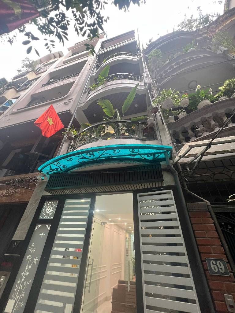 Bán nhà Thái Hà - diện tích 39,1m2 5 tầng - Ngõ rộng, thoáng - giá 13,68 tỷ