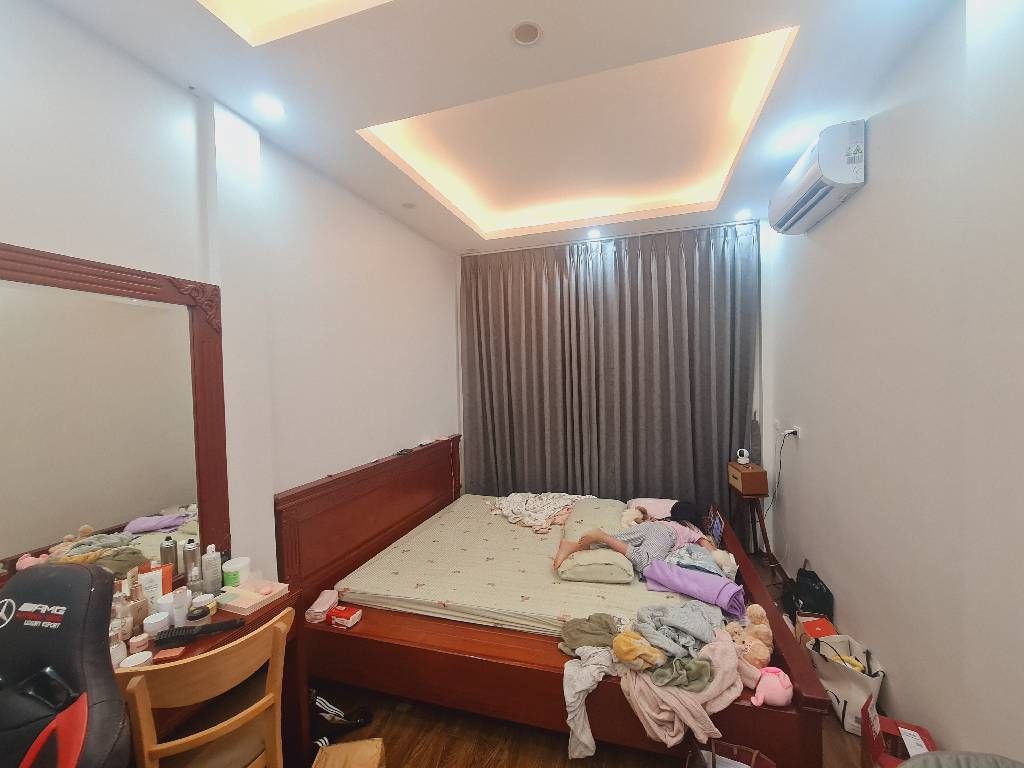 Bán nhà Thái Hà - diện tích 39,1m2 5 tầng - Ngõ rộng, thoáng - giá 13,68 tỷ