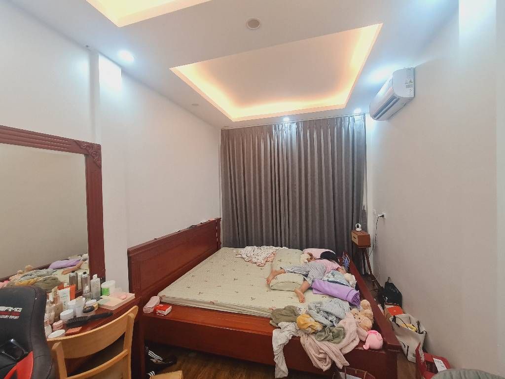 Bán nhà Thái Hà - diện tích 39,1m2 5 tầng - Ngõ rộng, thoáng - giá 13,68 tỷ