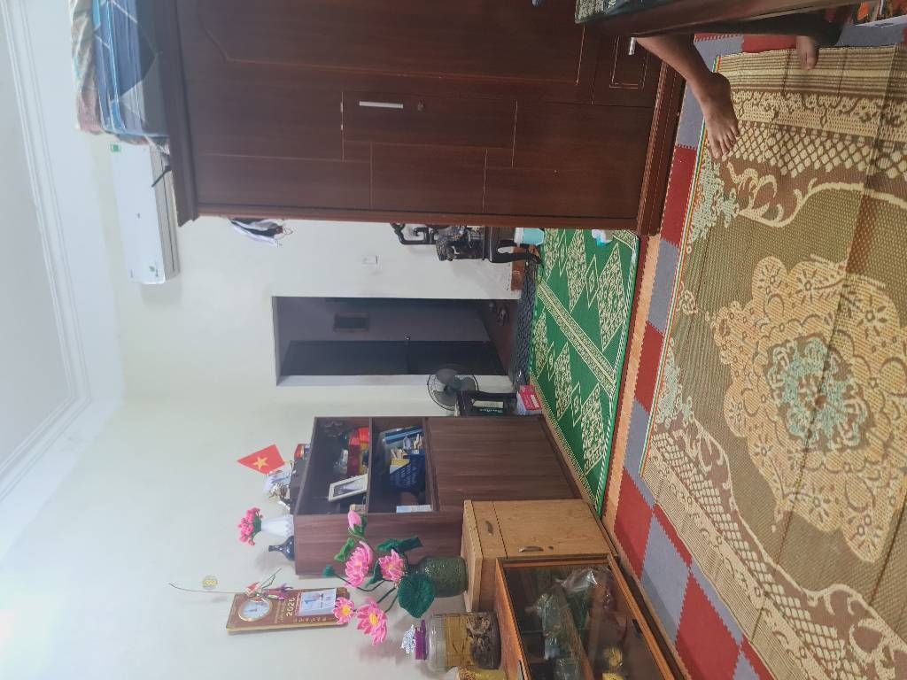 Bán nhà đê la thành - diện tích 74m2 3 tầng - ô tô vào nhà - giá 15 tỷ