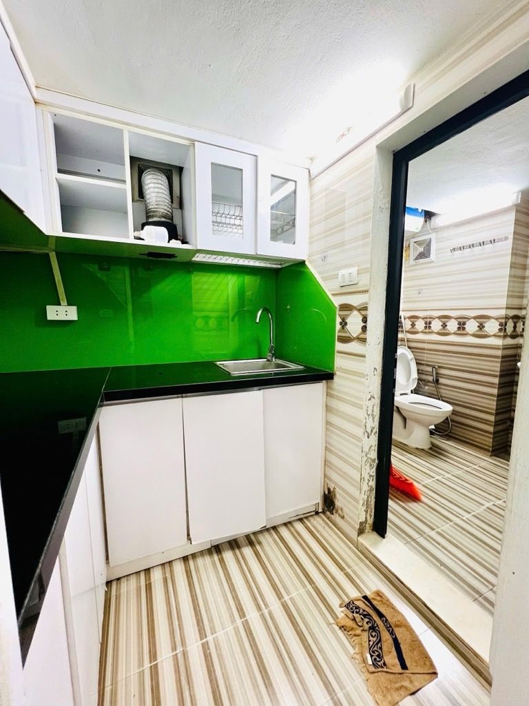 Bán nhà Nguyễn Chí Thanh - diện tích 45m2 1 tầng - Tập thể tầng 1 sau mặt phố - giá 3,25 tỷ