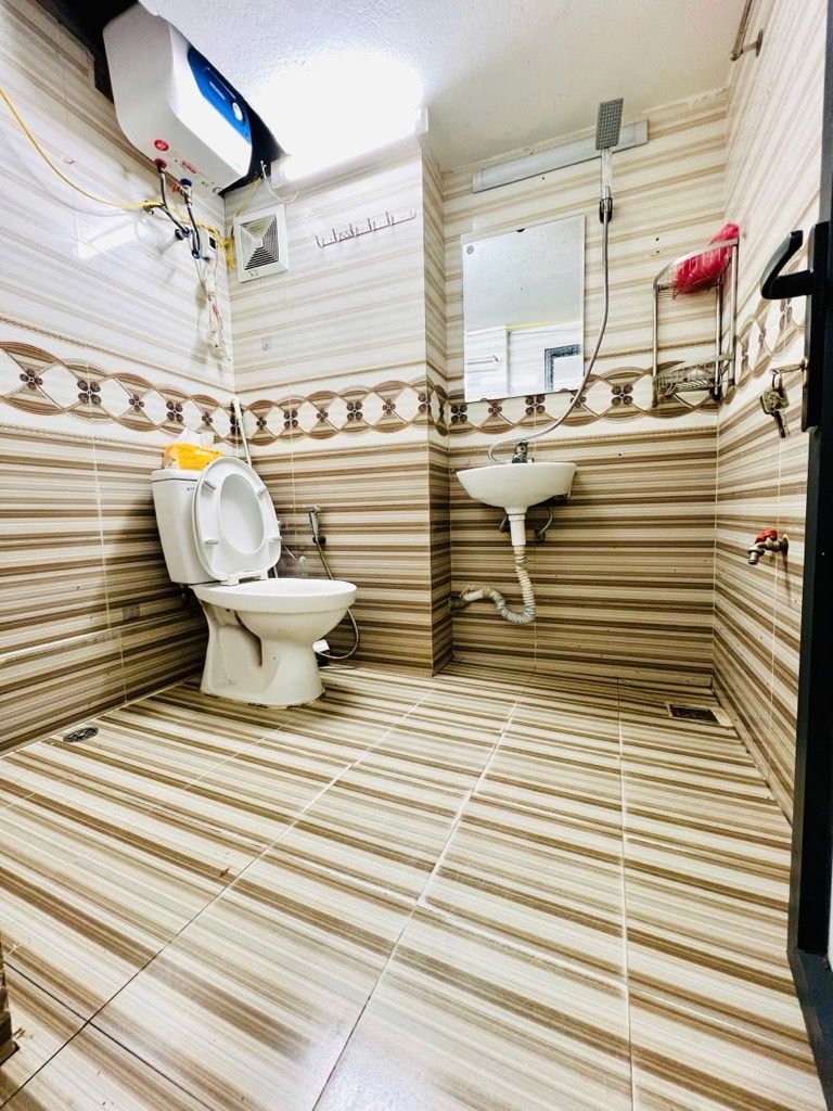 Bán nhà Nguyễn Chí Thanh - diện tích 45m2 1 tầng - Tập thể tầng 1 sau mặt phố - giá 3,25 tỷ