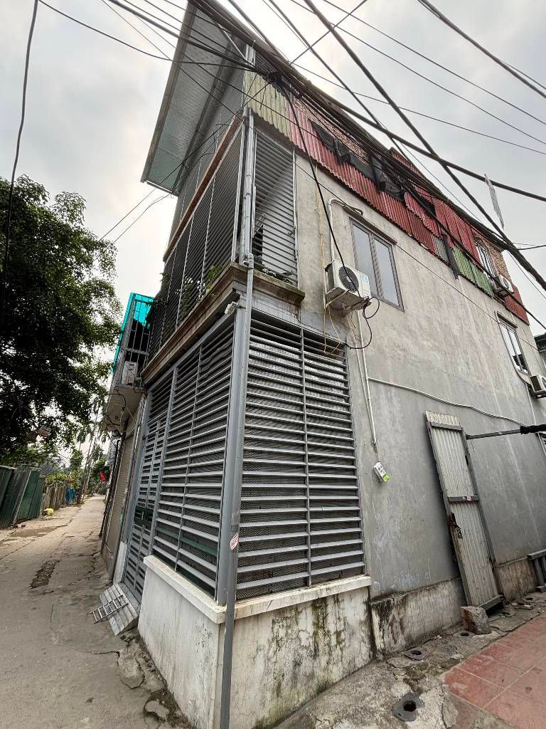 Bán nhà Đông Thiên - diện tích 45m2 3 tầng - Lô góc thoáng sáng - giá 3,3 tỷ