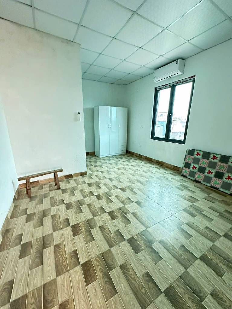 Bán nhà Đông Thiên - diện tích 45m2 3 tầng - Lô góc thoáng sáng - giá 3,3 tỷ