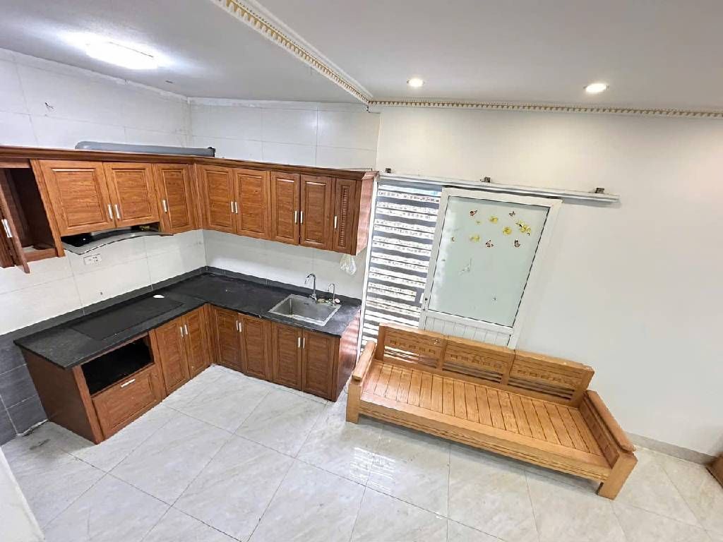 Bán nhà Đông Thiên - diện tích 45m2 3 tầng - Lô góc thoáng sáng - giá 3,3 tỷ