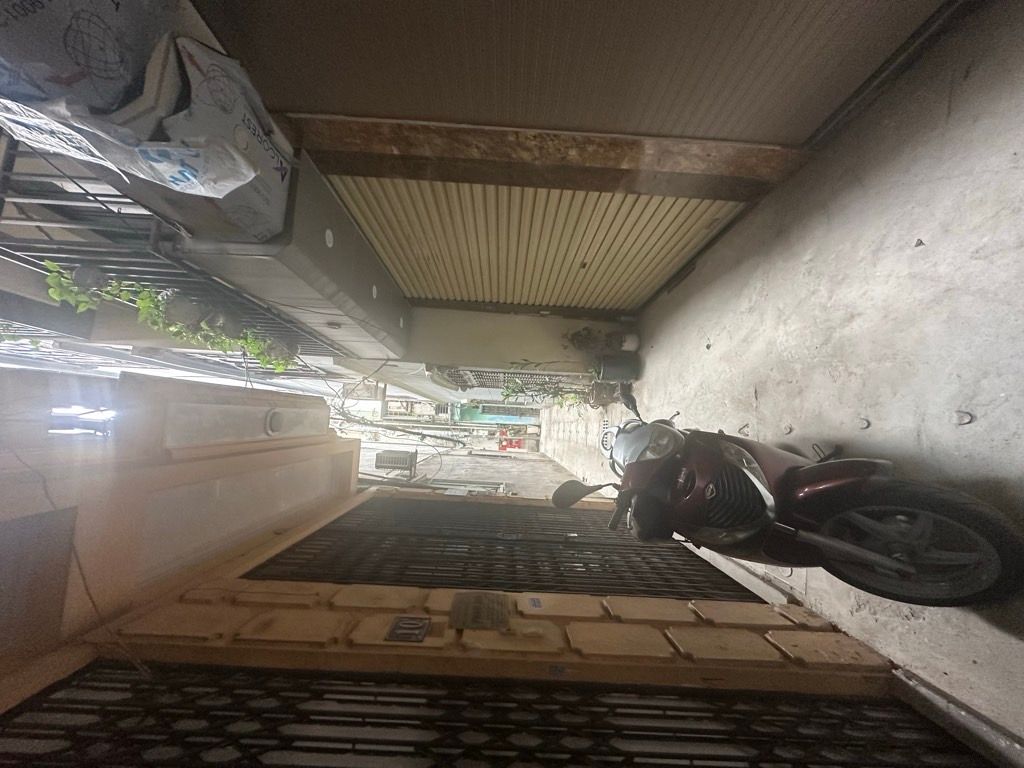 Bán nhà Khương Trung - diện tích 32m2 5 tầng - Nhà mới thang máy nhập khẩu - giá 0 tỷ