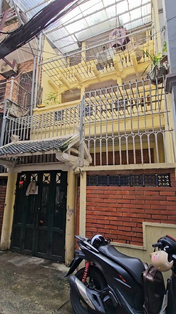 Bán nhà Yên Lạc - diện tích 58.8m2 3 tầng - Ô tô nhỏ - giá 16,3 tỷ