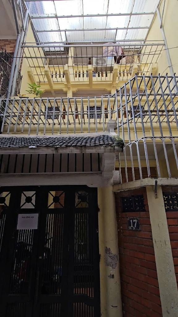 Bán nhà Yên Lạc - diện tích 58.8m2 3 tầng - Ô tô nhỏ - giá 16,3 tỷ