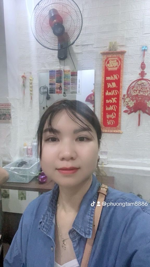 Bán nhà Trường Chinh - diện tích 27.4m2 2 tầng - Nhà mặt ngõ kinh doanh sầm uất - giá 10,6 tỷ