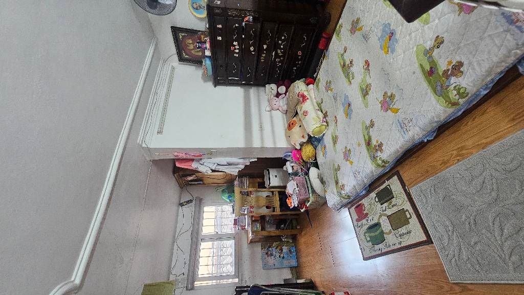 Bán nhà Vĩnh Hưng - diện tích 30m2 3 tầng - ô tô tải đỗ cổng - giá 3,4 tỷ