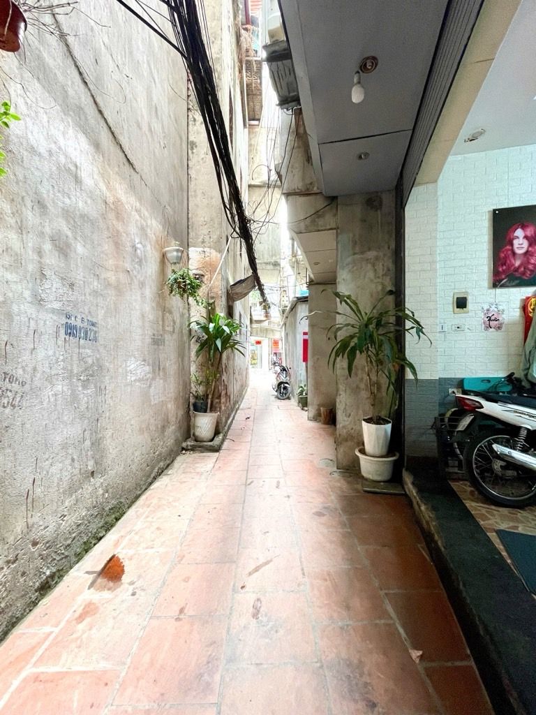 Bán nhà Trung Tả - diện tích 52m2 6 tầng - Nhà dân xây chắc chắn, vừa ở vừa kinh doanh - giá 9 tỷ