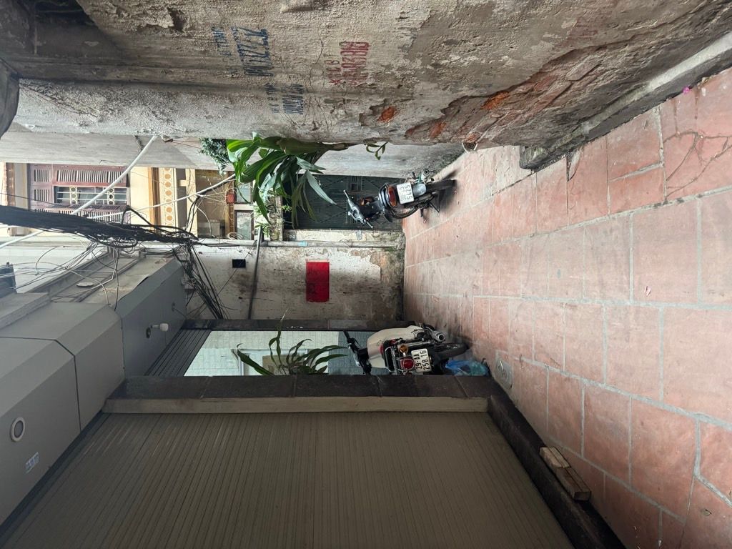 Bán nhà Trung Tả - diện tích 52m2 6 tầng - Nhà dân xây chắc chắn, vừa ở vừa kinh doanh - giá 9 tỷ