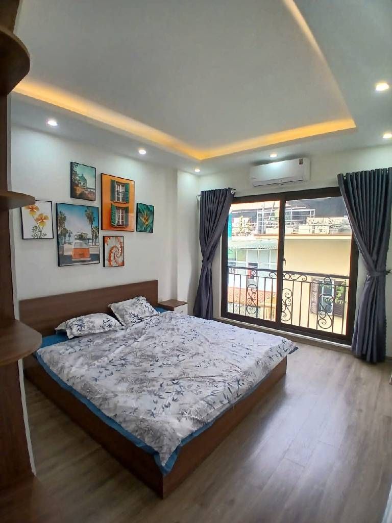 Bán nhà Định Công Hạ - diện tích 30m2 6 tầng - ô tô đỗ cửa - giá 9,68 tỷ