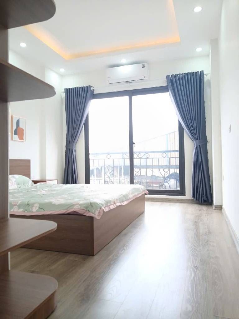 Bán nhà Định Công Hạ - diện tích 30m2 6 tầng - ô tô đỗ cửa - giá 9,68 tỷ