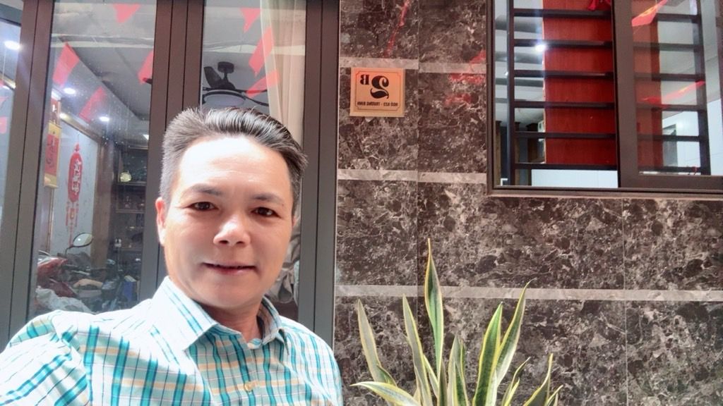 Bán nhà Trương Định - diện tích 44m2 5 tầng - Ô tô sát nhà - giá 13 tỷ