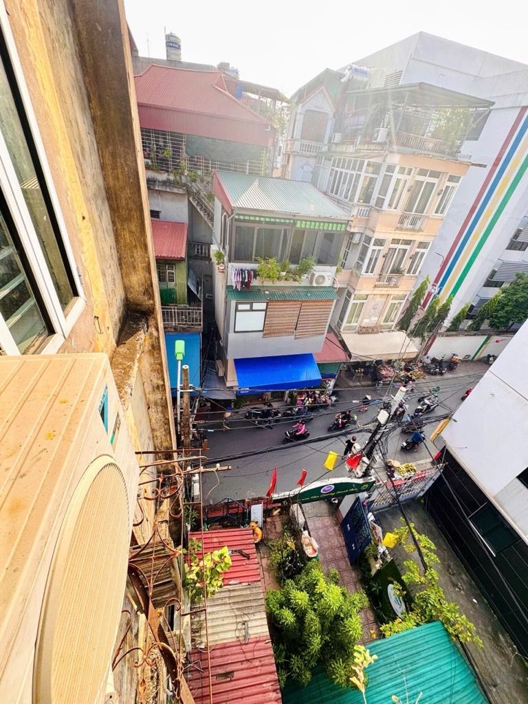 Bán nhà Ngõ Văn Chương - diện tích 65m2 1 tầng - Tập thể Văn Chương - giá 4,5 tỷ