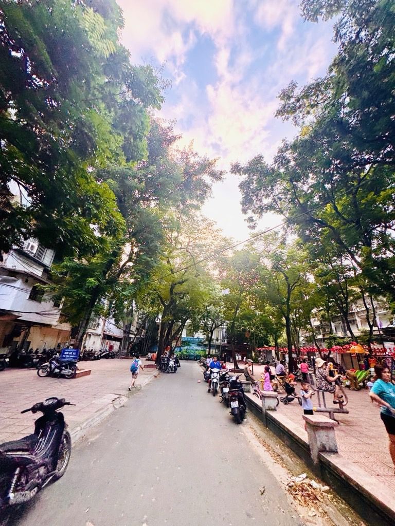 Bán nhà Ngõ Văn Chương - diện tích 65m2 1 tầng - Tập thể Văn Chương - giá 4,5 tỷ