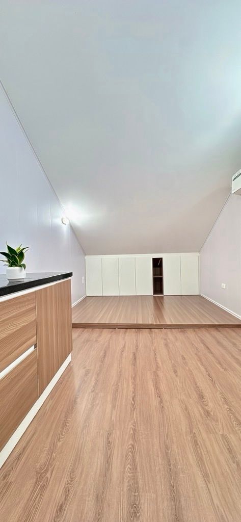 Bán nhà Mai Động - diện tích 46m2 1 tầng - Tập thể mặt phố sầm uất - giá 2,95 tỷ