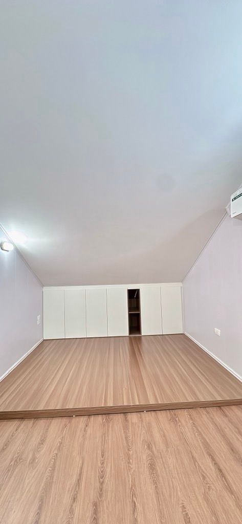 Bán nhà Mai Động - diện tích 46m2 1 tầng - Tập thể mặt phố sầm uất - giá 2,95 tỷ