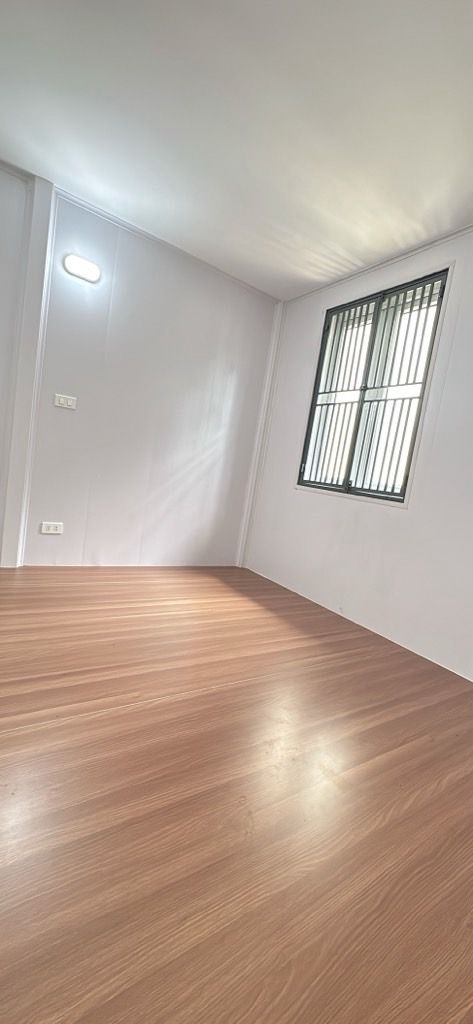 Bán nhà Mai Động - diện tích 46m2 1 tầng - Tập thể mặt phố sầm uất - giá 2,95 tỷ