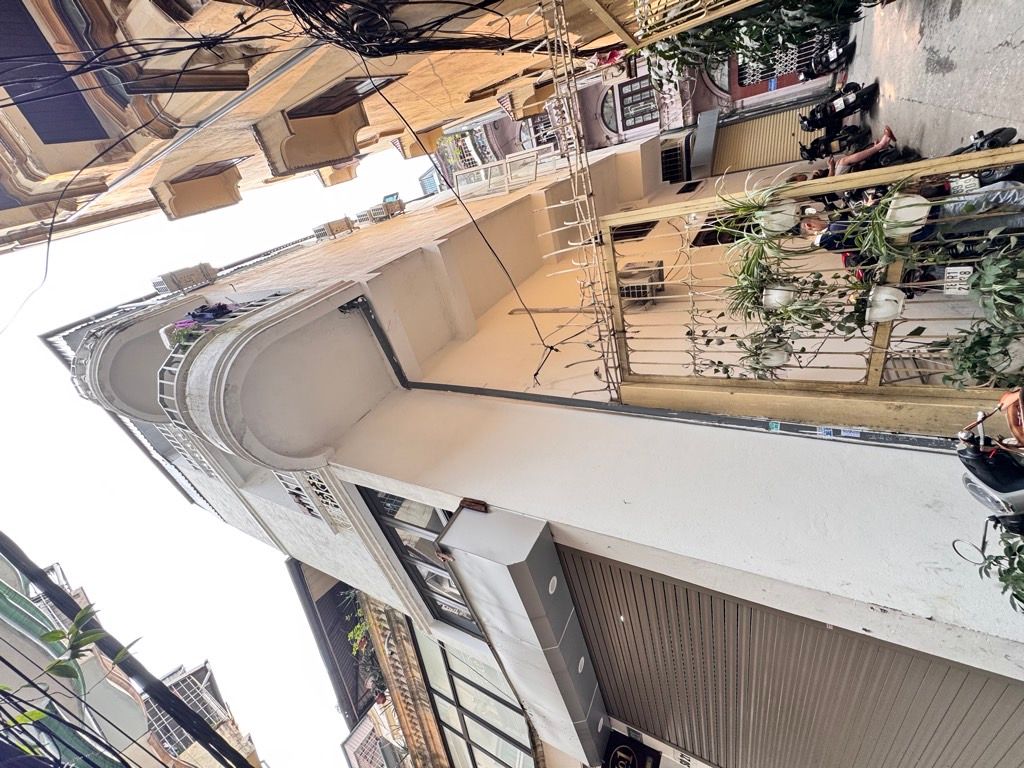 Bán nhà Thịnh Quang - diện tích 52m2 4 tầng - Lô góc hai mặt ngõ - giá 14,1 tỷ