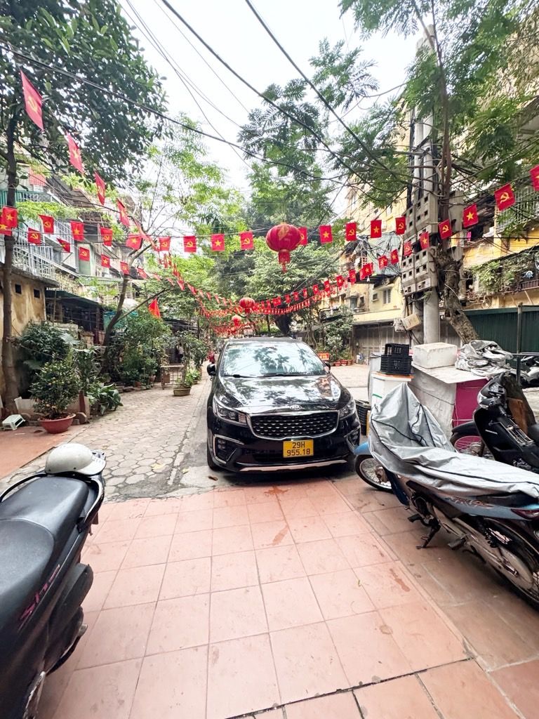 Bán nhà Chùa Quỳnh - diện tích 16,1m2 5 tầng - Ô tô tránh - giá 14,98 tỷ