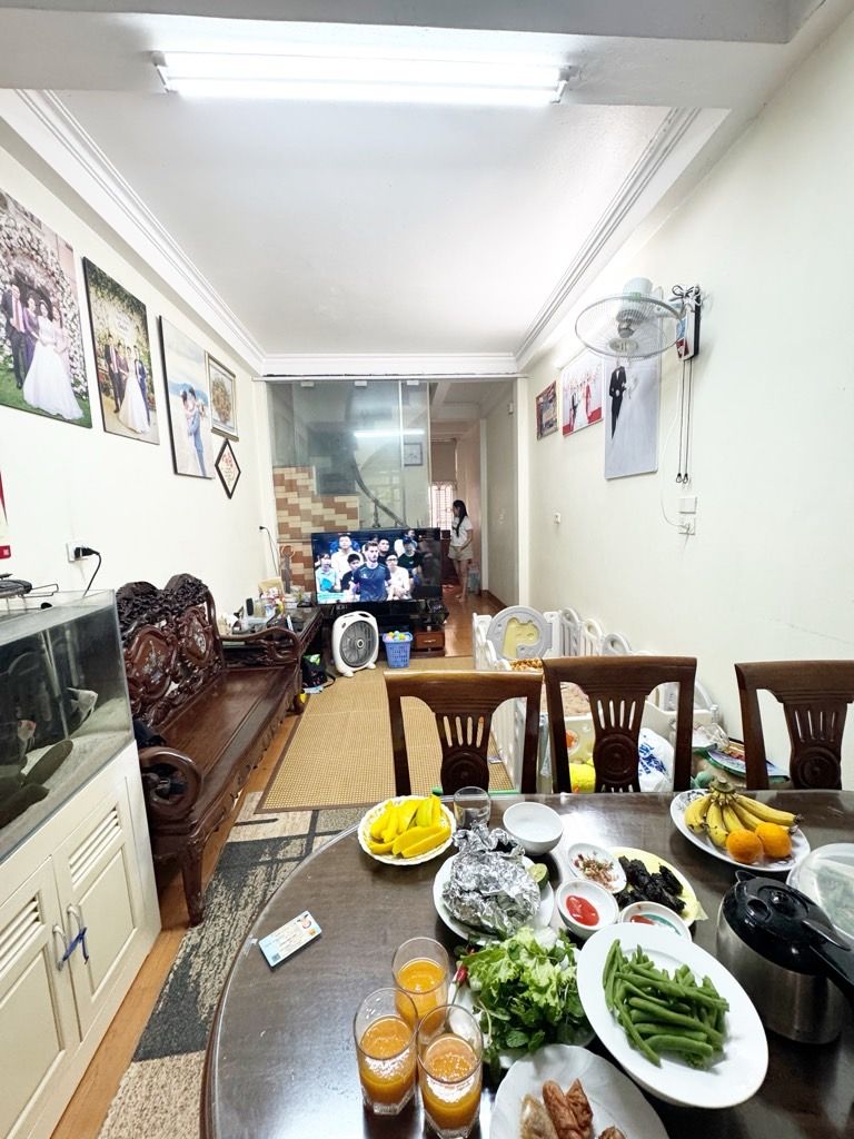 Bán nhà Chùa Quỳnh - diện tích 16,1m2 5 tầng - Ô tô tránh - giá 14,98 tỷ